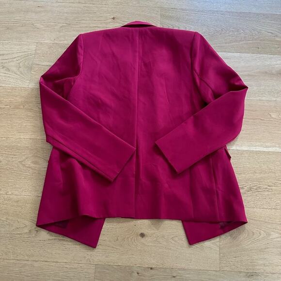 Revolve - Song of Style Savannah Oversized Blazer in Red Berry - Picture 4 of 5